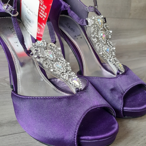 Purple satin embellished shoes Size 6 - Picture 3 of 6